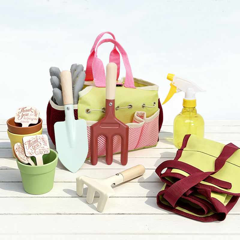 キッズガーデンツールセットごっこ遊び屋外シャベル熊手鍬水まき - Gardening Tools Set Gift のレビューと価格